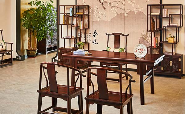 餐桌藏烟火，三餐寄温情